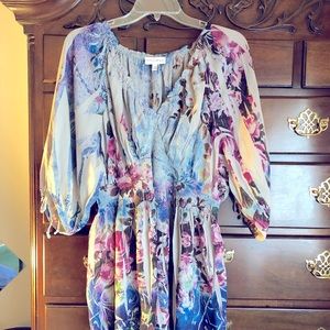 Multicolored Floral Fashion Bug top size 1X